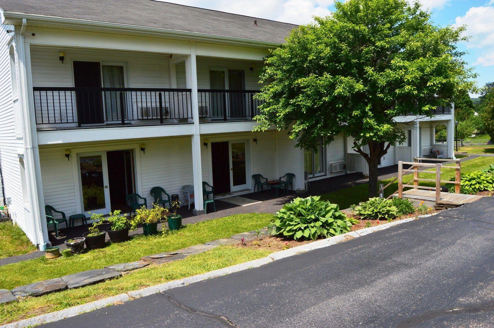 New World Inn Barre Exterior foto